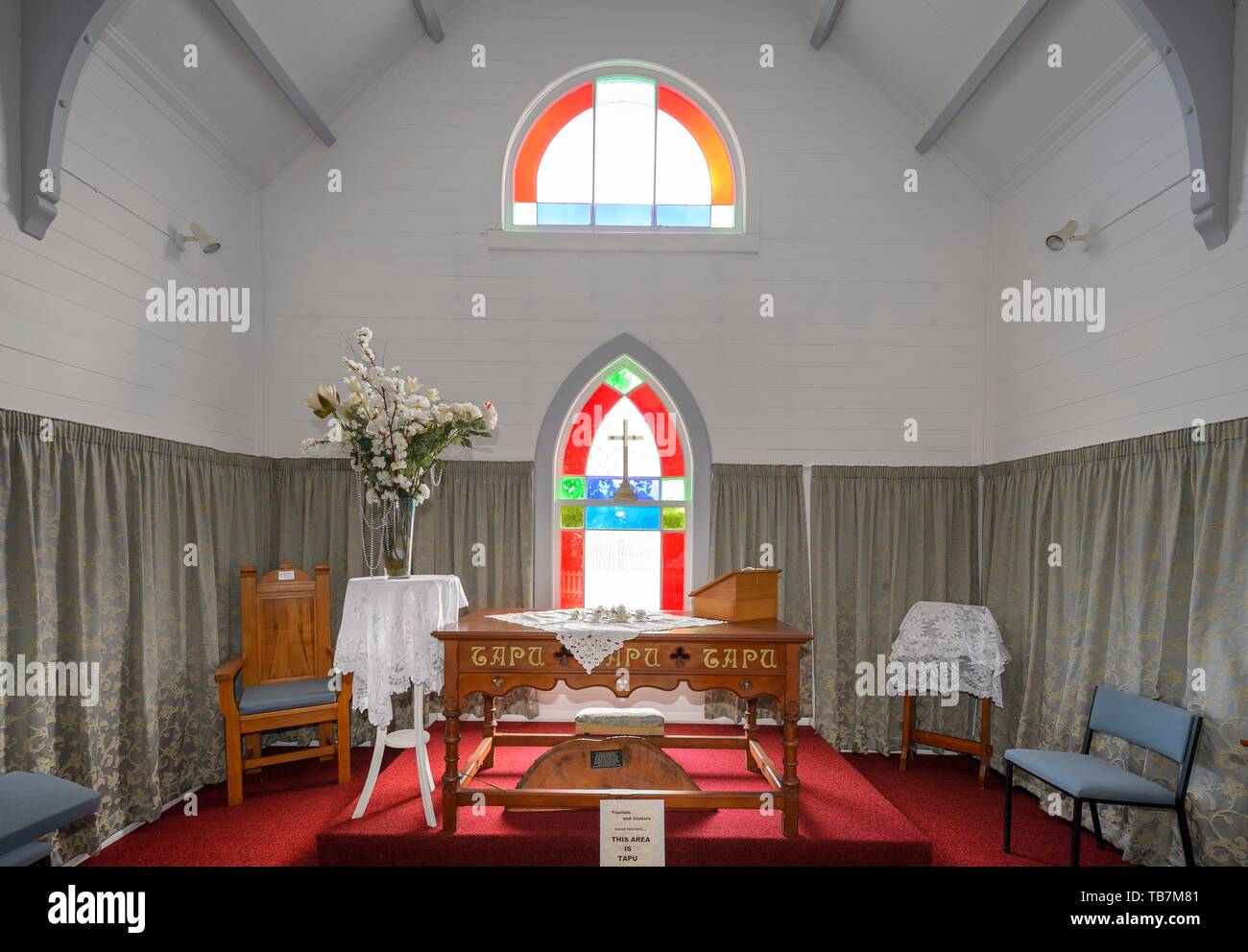 Photo de l'intérieur de l'église chrétienne à Raukokore Maori blanc, East Cape, Île du Nord, Nouvelle-Zélande Banque D'Images