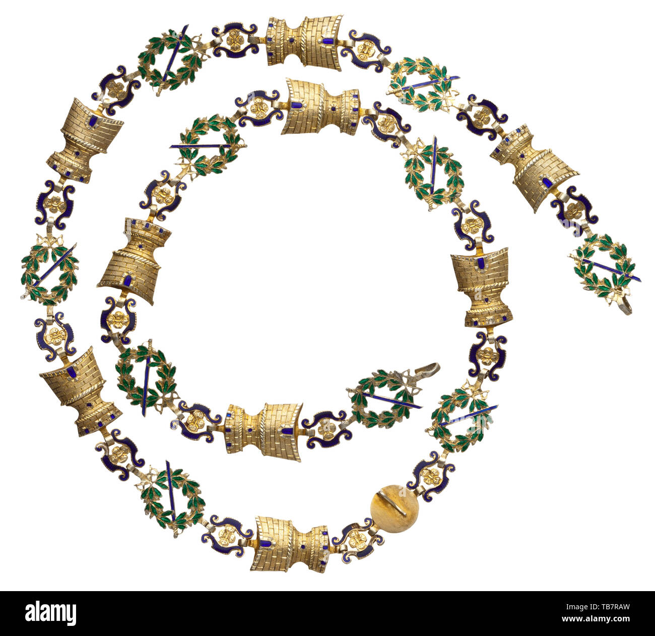 Ordre militaire de la tour et l'Épée - un collier de l'ordre, vers 1900, Collier dans la troisième version entre 1832 et 1910 en argent doré. Les liens de la chaîne (10 couronnes, 19 Feuille de chêne et d'ornement 9 segments de tour) sont creux-forgé sur deux côtés et recouvert d'émail translucide de couleur et en partie. Le terminal rond link maker's avec inscription 'FREDERICO G. DA COSTA - CONDECORACOES' à Lisbonne. Longueur totale 84 cm. Poids 116,5 g., historique historique du 20e siècle, à Additional-Rights Clearance-Info-Not-Available Banque D'Images