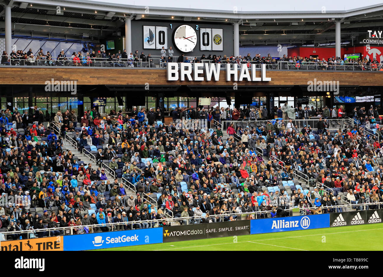 Public lors de match de football entre le Minnesota United FC et Columbus Crew SC de Allianz Domaine.Saint Paul.Minnesota.USA Banque D'Images