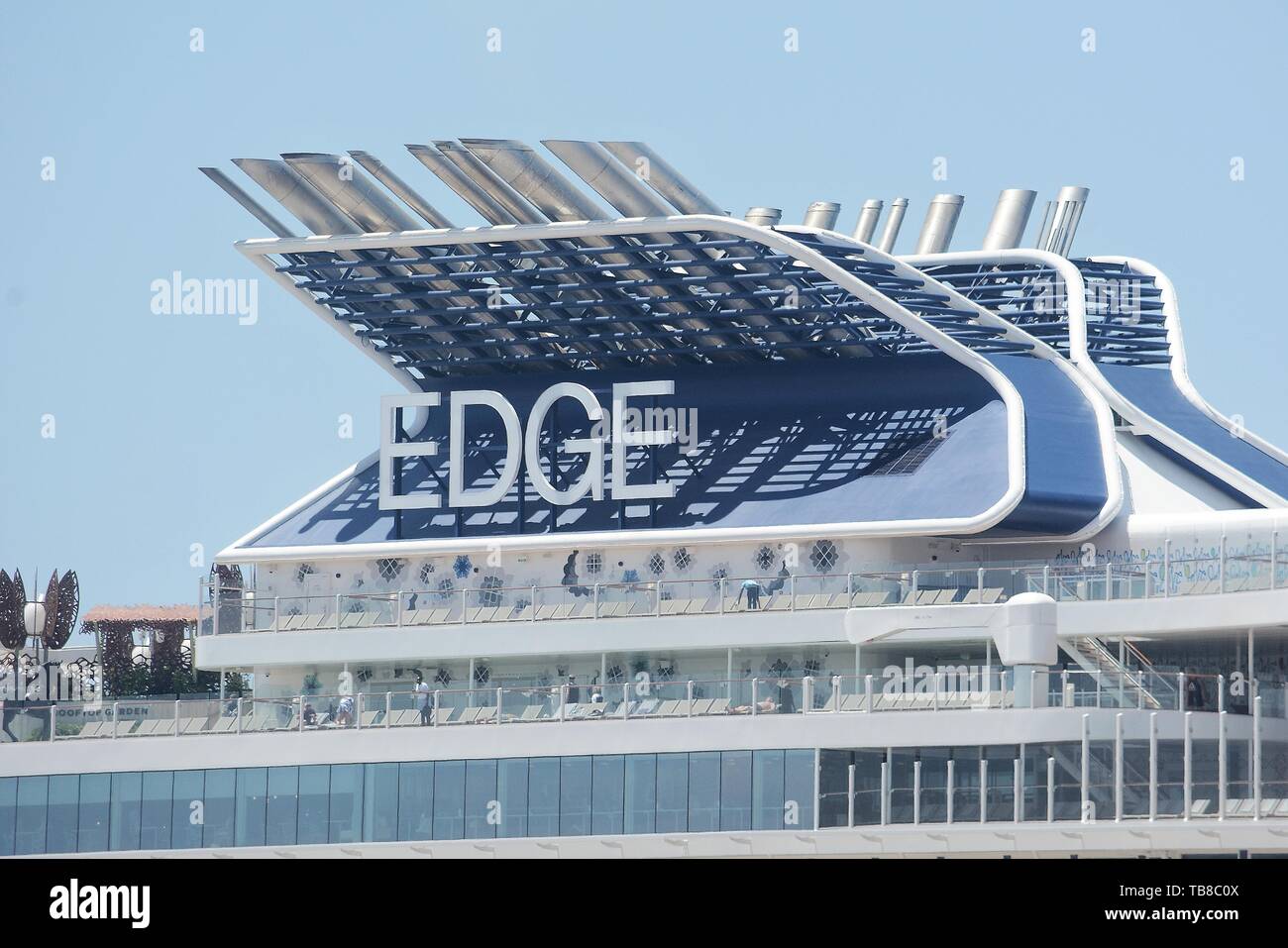 Athènes, Grèce. 30 mai, 2019. Bateau de croisière Celebrity Edge vu au port du Pirée.Celebrity Edge est la première classe de navire de croisière exploités par des célébrités. Credit : Giorgos Zachos SOPA/Images/ZUMA/Alamy Fil Live News Banque D'Images