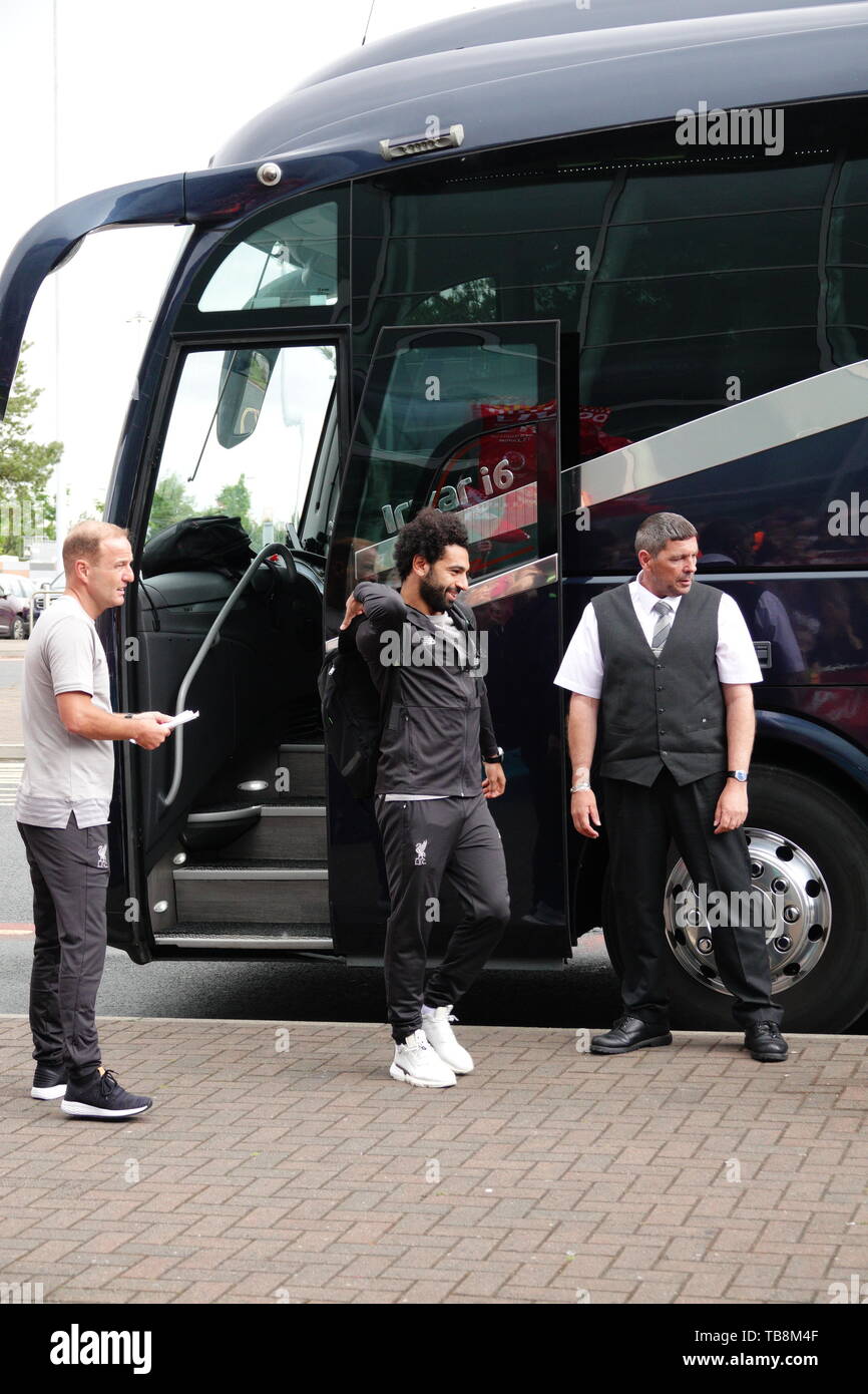 Liverpool UK, 31 mai 2019. Les joueurs arrivent à Liverpool John Lennon Airport à voler à Madrid pour la finale de la Ligue des Champions contre Tottenham, le samedi 1er juin. Credit:Ken Biggs/Alamy Live News. Banque D'Images
