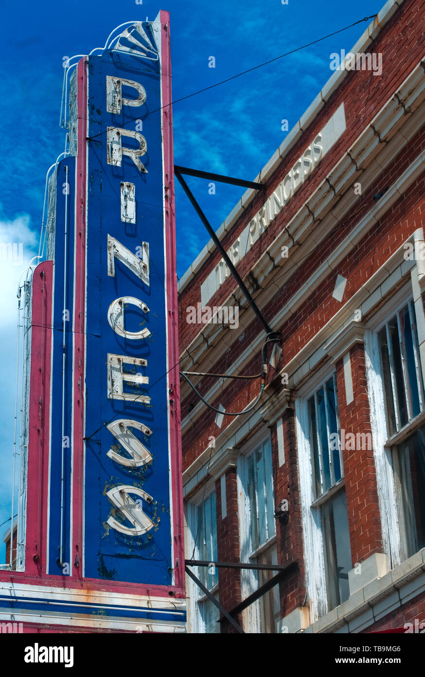 Close-up du Princess Theatre chapiteau dans Columbus, Mississippi, le 16 août 2010. Le théâtre a été construit en 1924. Banque D'Images