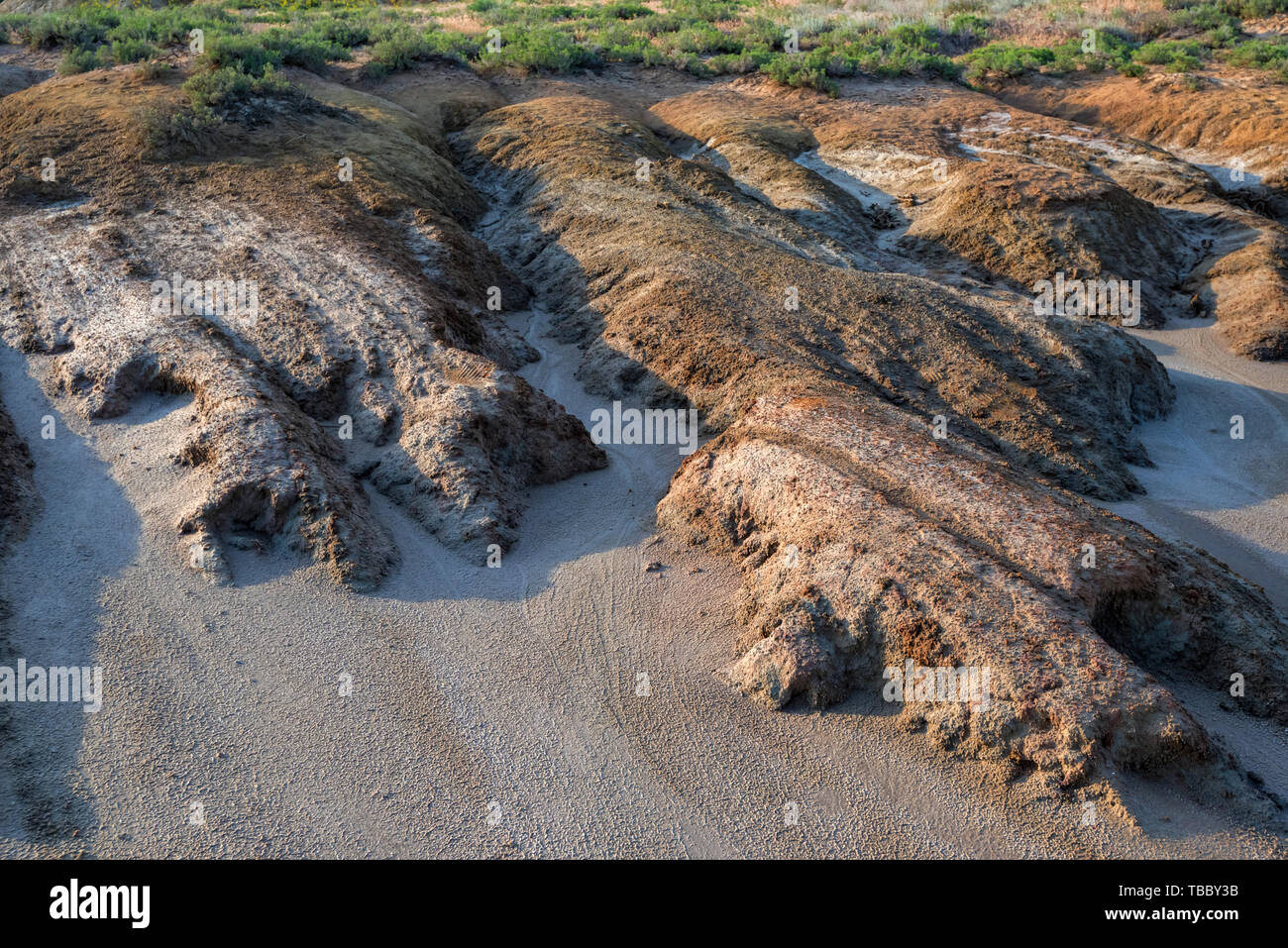 Vue de l'érosion des sols près de lac salin Baskunchak, Russie Banque D'Images