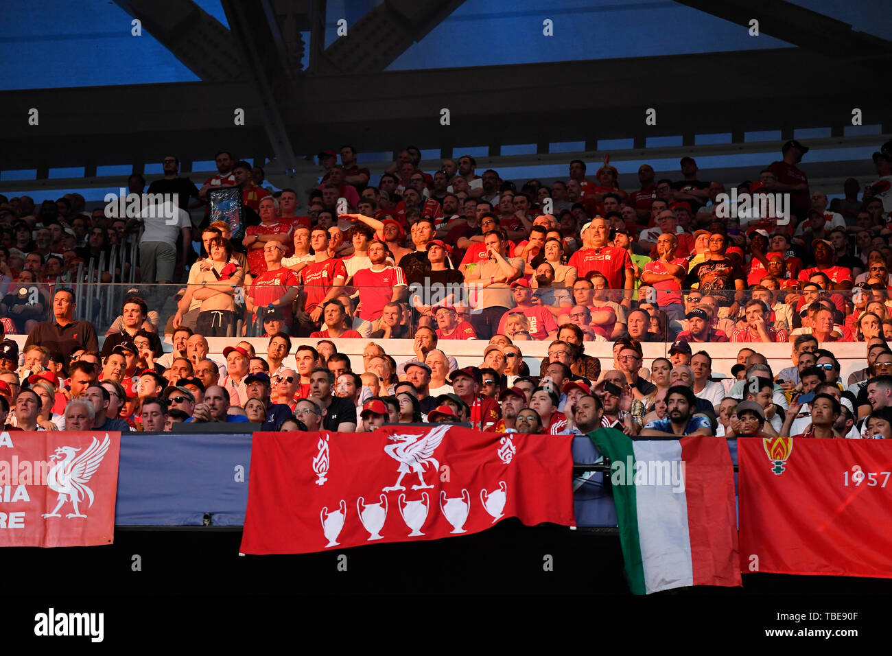 Madrid, Espagne. 01 Juin, 2019. Supporters de Liverpool au cours de la finale de la Ligue des Champions 2019 match entre Tottenham Hotspur et Liverpool au stade Metropolitano de Wanda, Madrid, Espagne, le 1 juin 2019. Photo par Giuseppe maffia. Credit : UK Sports Photos Ltd/Alamy Live News Banque D'Images