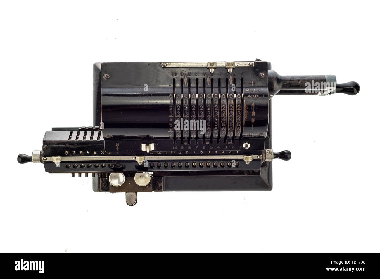 Moulinet ancien calculatrice mécanique.La machine à calculer, est un  dispositif mécanique utilisé pour exécuter automatiquement le  fonctionnement de base d'arithmeti Photo Stock - Alamy