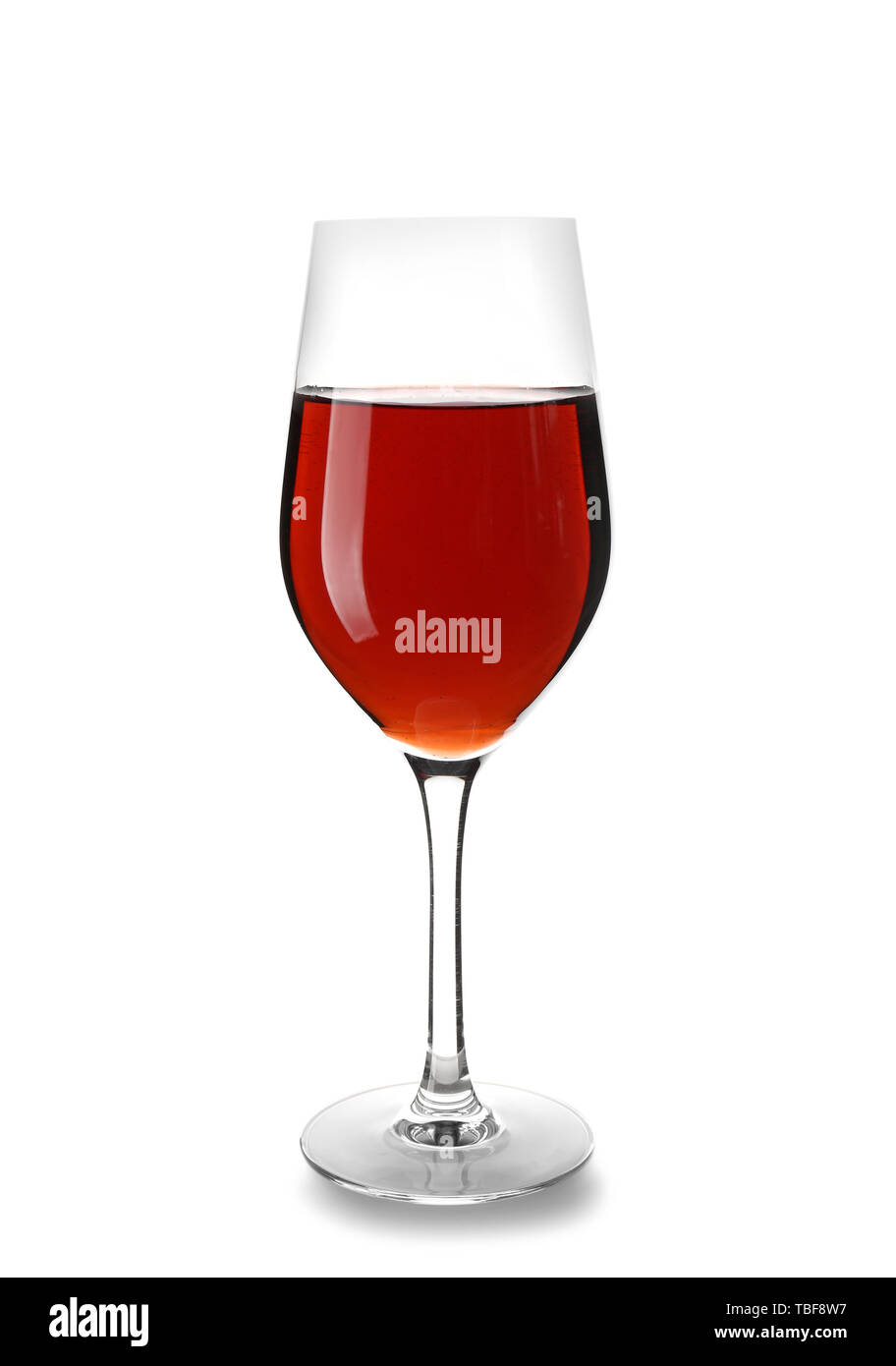 Verre de vin rouge sur fond blanc Banque D'Images