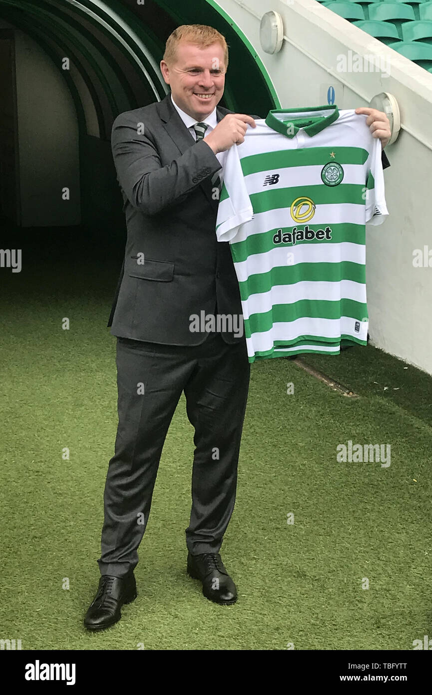 Nouveau gestionnaire Celtique Neil Lennon au cours de la conférence de presse au Celtic Park, Glasgow. Banque D'Images