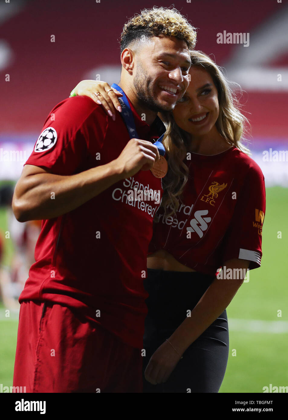 Alex Oxlade-Chamberlain de Liverpool avec son amie et peu Mix star, Perrie Edwards - Tottenham Hotspur v Liverpool, l'UEFA Champions League 2019, Wanda Stade Metropolitano, Madrid - 1er juin 2019 Banque D'Images