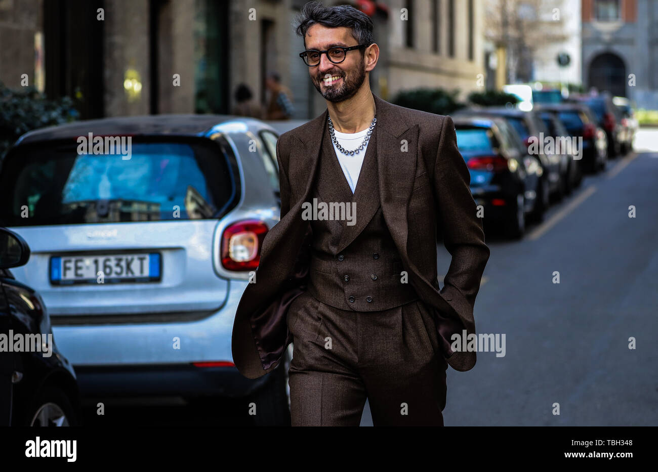 MILAN, ITALIE - 24 Février 2019 : Simone Marchetti dans la rue au cours de la Fashion Week de Milan. (Photo de Mauro del Signore / Pacific Press) Banque D'Images