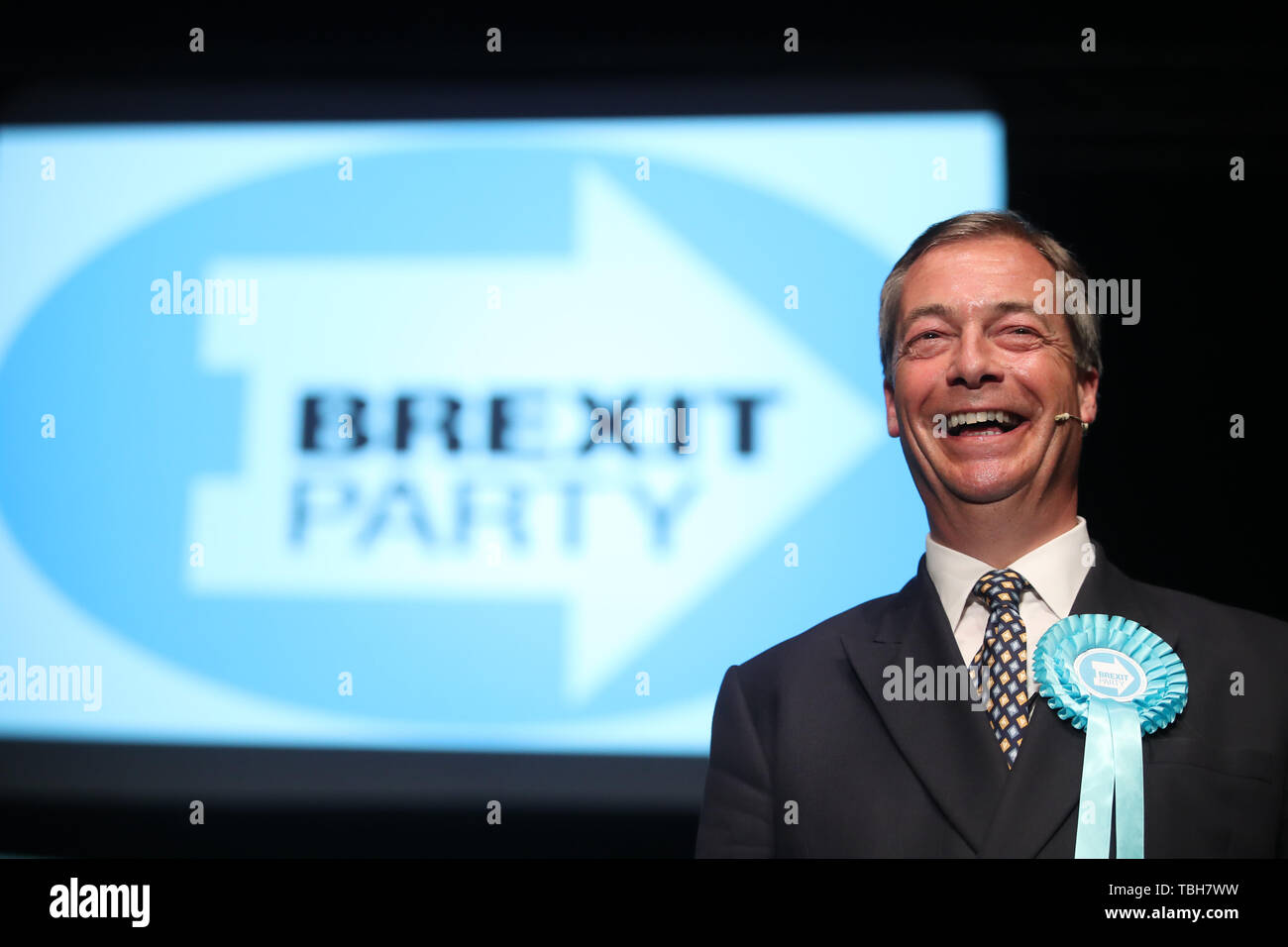 Brexit Nigel Farage chef de parti au cours d'un Brexit rallye Parti au théâtre de Broadway à Peterborough en vue de la prochaine élection partielle. Banque D'Images