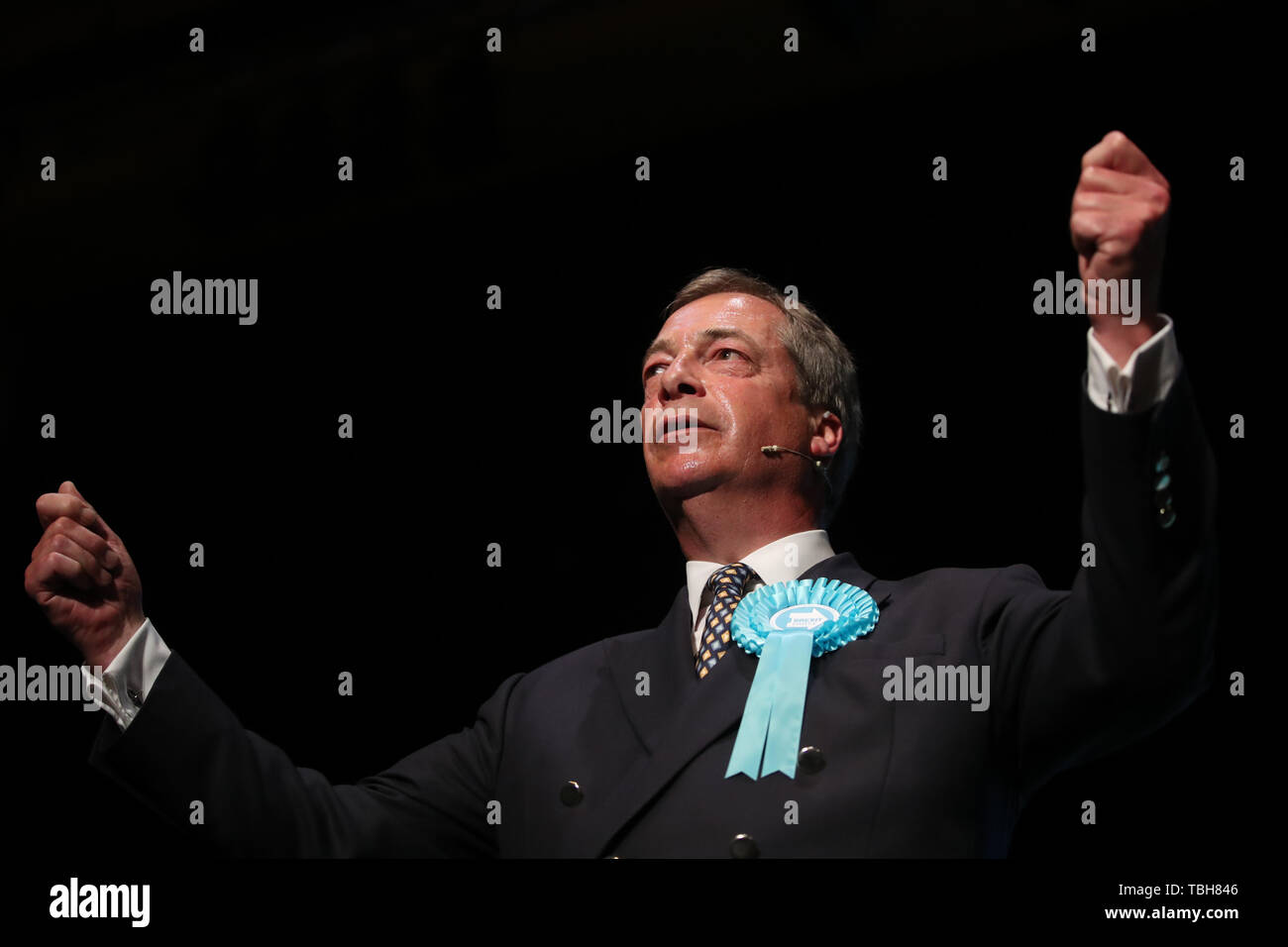 Brexit Nigel Farage chef de parti au cours d'un Brexit rallye Parti au théâtre de Broadway à Peterborough en vue de la prochaine élection partielle. Banque D'Images