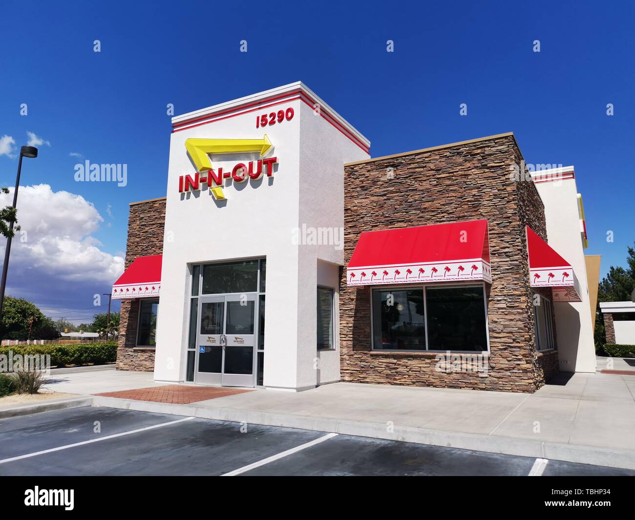 Los Angeles, le 12 mai : l'extérieur de la célèbre dans n Out burger le 12 mai 2019 à Los Angeles, Californie Banque D'Images