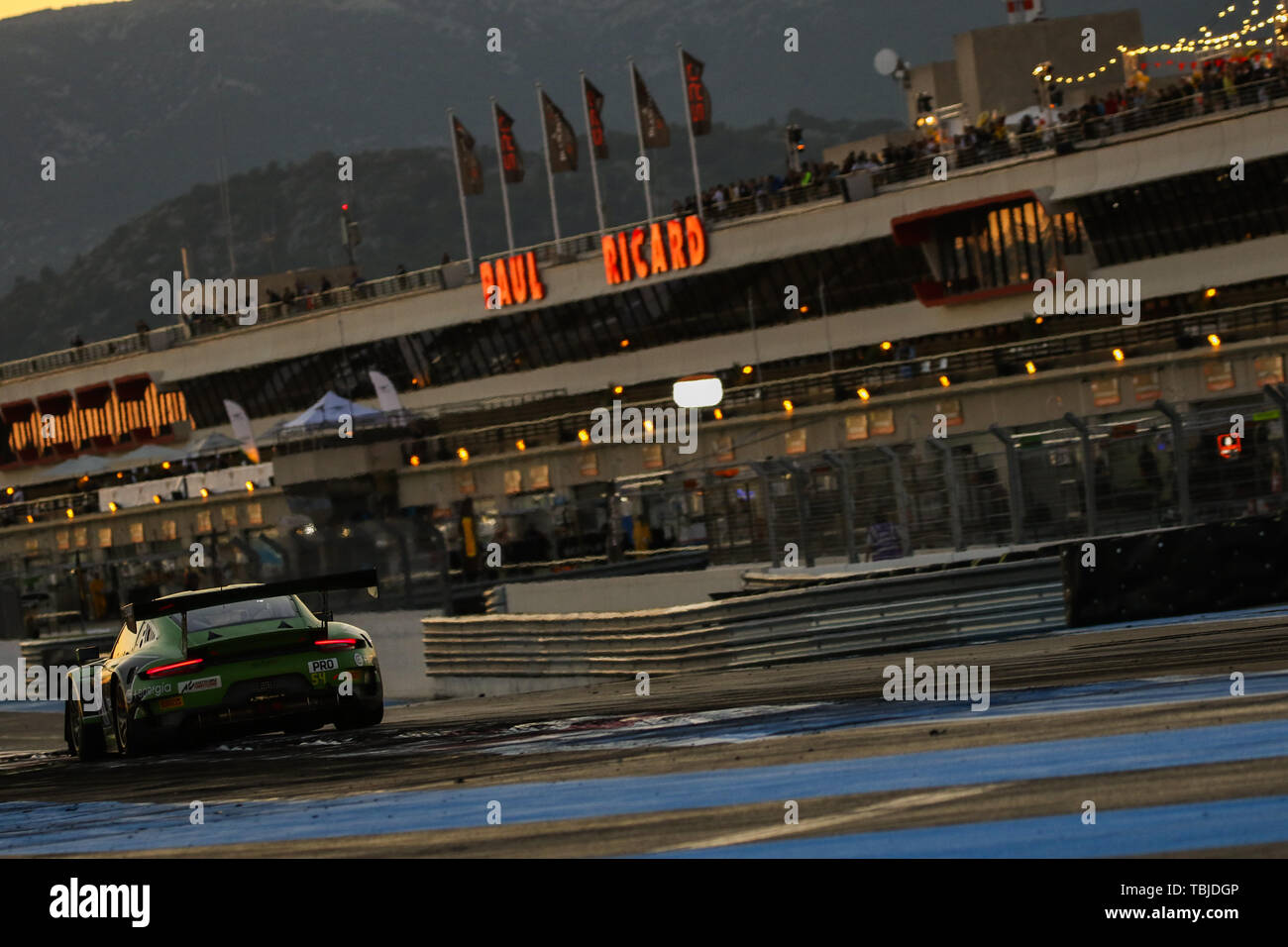 Le Castellet, France. 01 Juin, 2019. Dinamic Motorsport Porsche 911 GT3 R avec les pilotes Andrea Rizzoli, Zaid Ashkanani & Ferienwohnung Huber Klaus pendant la Blancpain Endurance Series GT Cup sur le Circuit Paul Ricard, Le Castellet, France le 1er juin 2019. Photo par Jurek Biegus. Credit : UK Sports Photos Ltd/Alamy Live News Banque D'Images