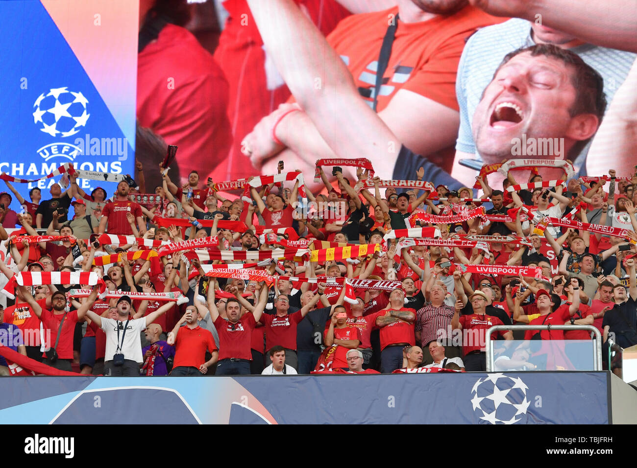 Madrid, Espagne. 01 Juin, 2019. Des fans de Liverpool, les fans de football, la jubilation, la joie, l'enthousiasme, la finale de la Ligue des Champions de football 2019/Tottenham Hotspur-Liverpool FC 0-2, Saison2018/19, au 01.06.2019, Wanda Stade Metropolitano. Utilisation dans le monde entier | Credit : dpa/Alamy Live News Banque D'Images