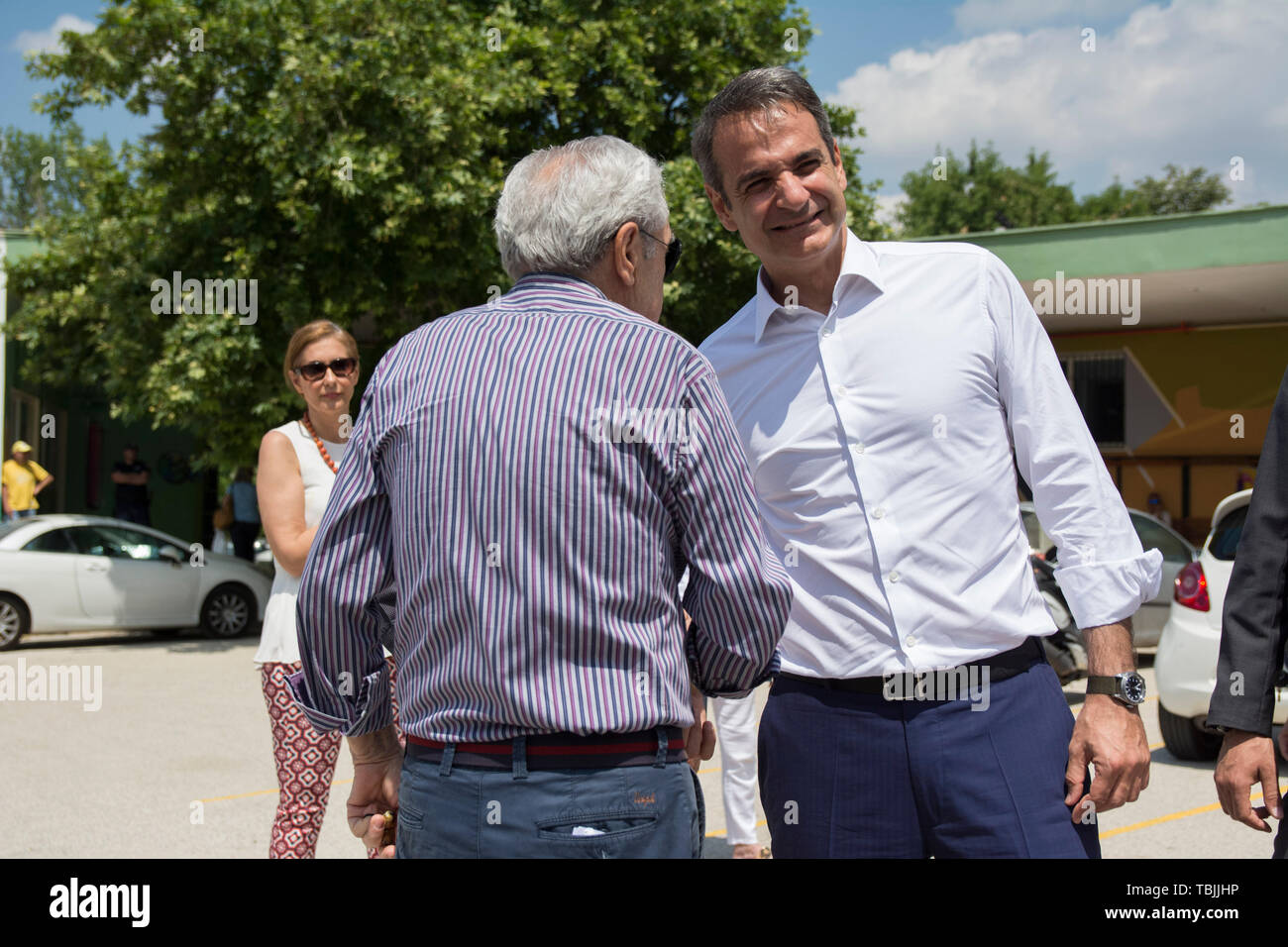 Athènes, Grèce. 2 juin 2019. KYRIAKOS MITSOTAKIS, leader du parti conservateur Nouvelle démocratie jette son vote sur le deuxième tour des élections municipales. Les grecs ont voté pour les maires et gouverneurs régionaux tandis que les élections parlementaires, le parti au pouvoir après la défaite de SYRIZA dans les récentes élections parlementaires européennes, sont prévues le 7 juillet 2019.© Nikolas Georgiou / Alamy Live News Banque D'Images