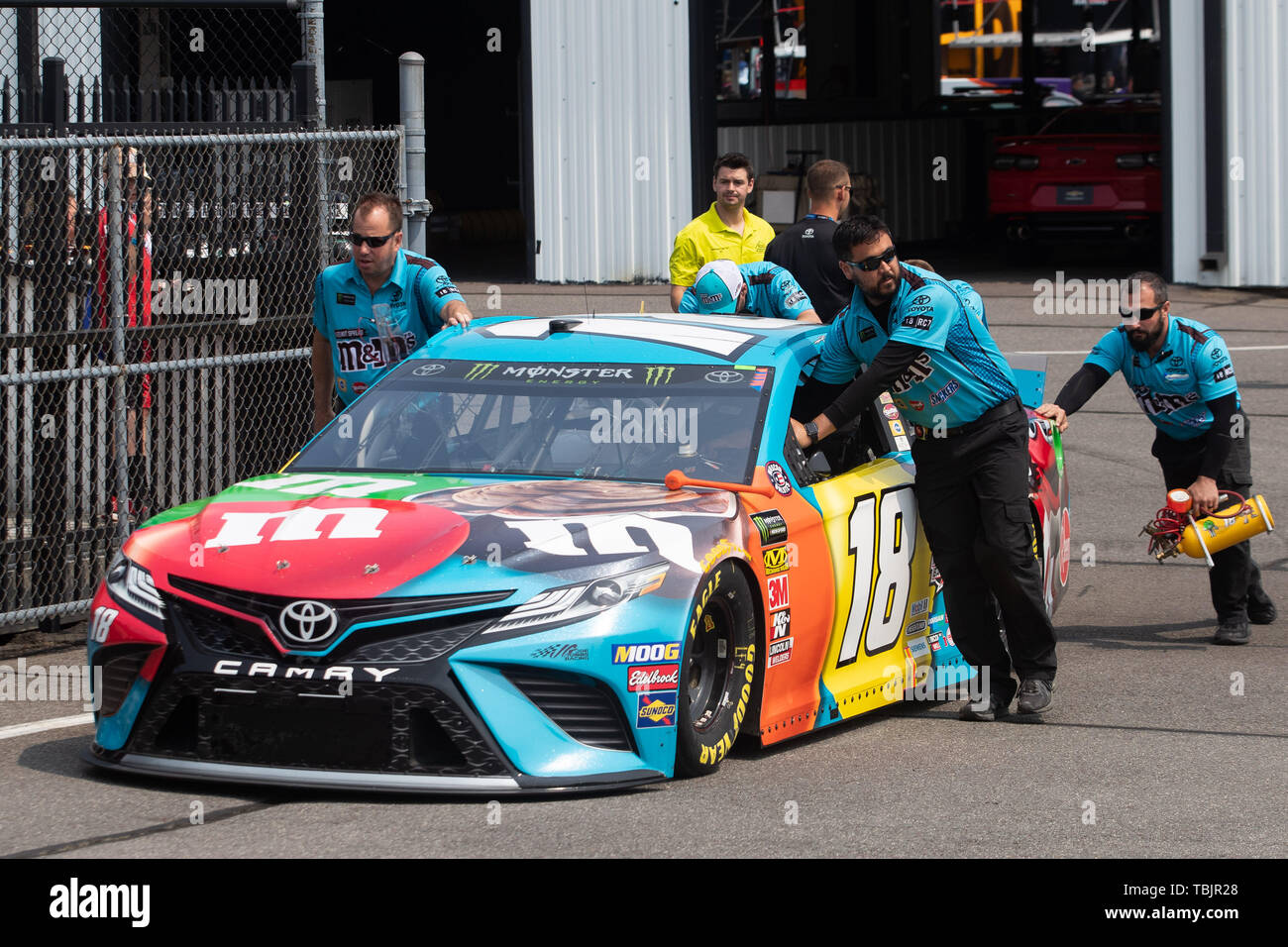 01 juin 2019 : M&M's team Toyota Noisette pour Kyle Busch (# 18) déployer  sa voiture avant