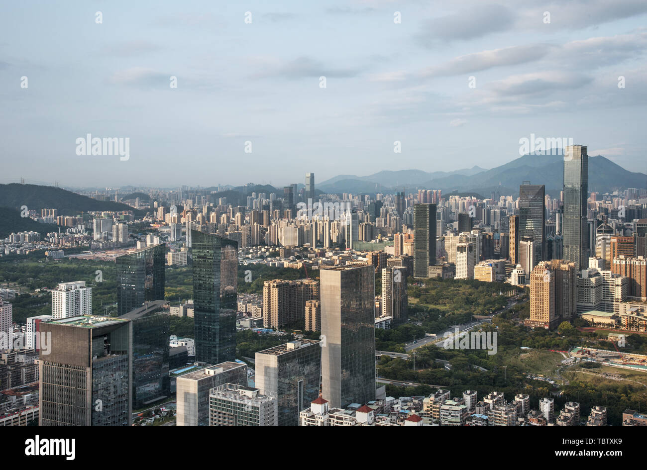 Ville Chinoise complexe Skyline high-rise building building vue panoramique Banque D'Images