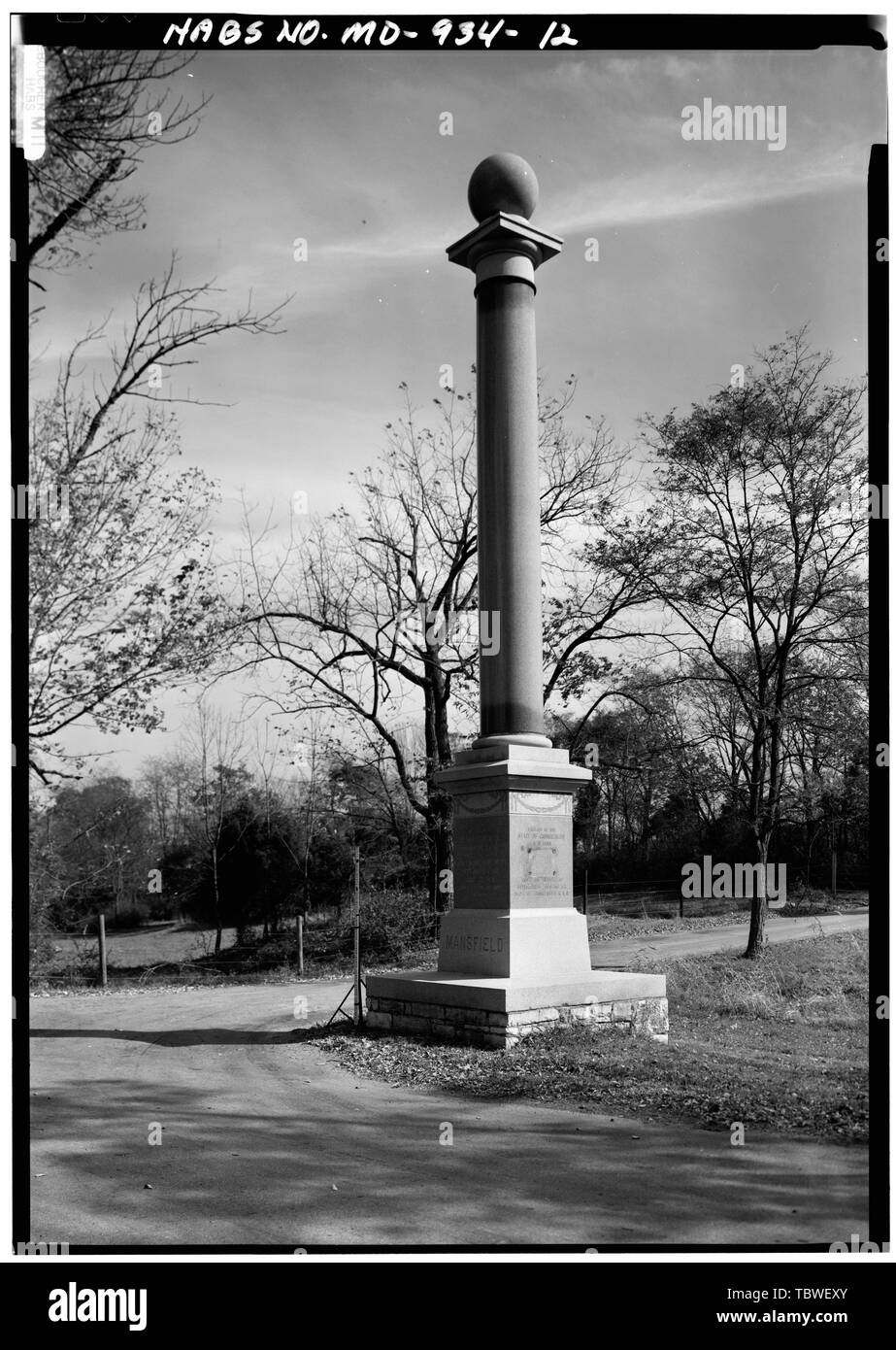 Le maj. MONUMENT GÉNÉRAL MANSFIELD, SMOKETOWN ROAD, NEAR EAST WOODS Champ de bataille National d'Antietam, Sharpsburg, comté de Washington, MD Mansfield, Joseph K, F Stetson, John L Starke, William F Anderson Richardson, Israël McKinley, William O'Branch, L Rodman, Isaac, Clara Barton, Reilly O T Boucher, Jack E, Boucher, photographe Jack E, photographe :, Virginie B, émetteur Banque D'Images
