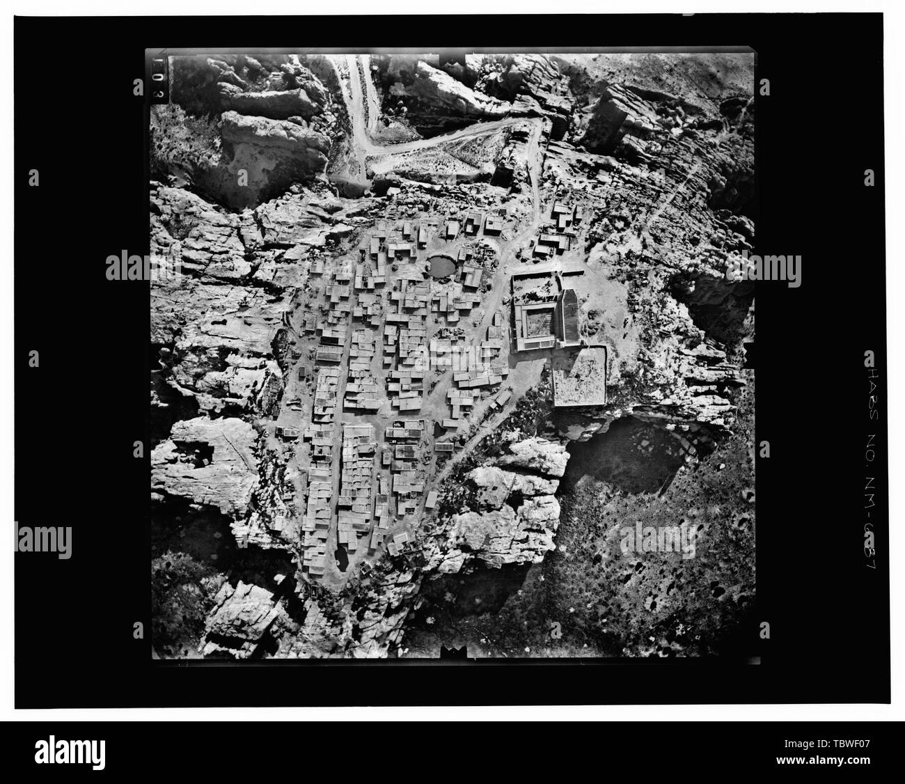 Les rues principales de la photographie de copie PUEBLO plaque photogrammétriques LCHABSGS01B1973503. D'Acoma Pueblo, Casa Blanca aux environs, Acoma Pueblo, Cibola Comté, NM Banque D'Images