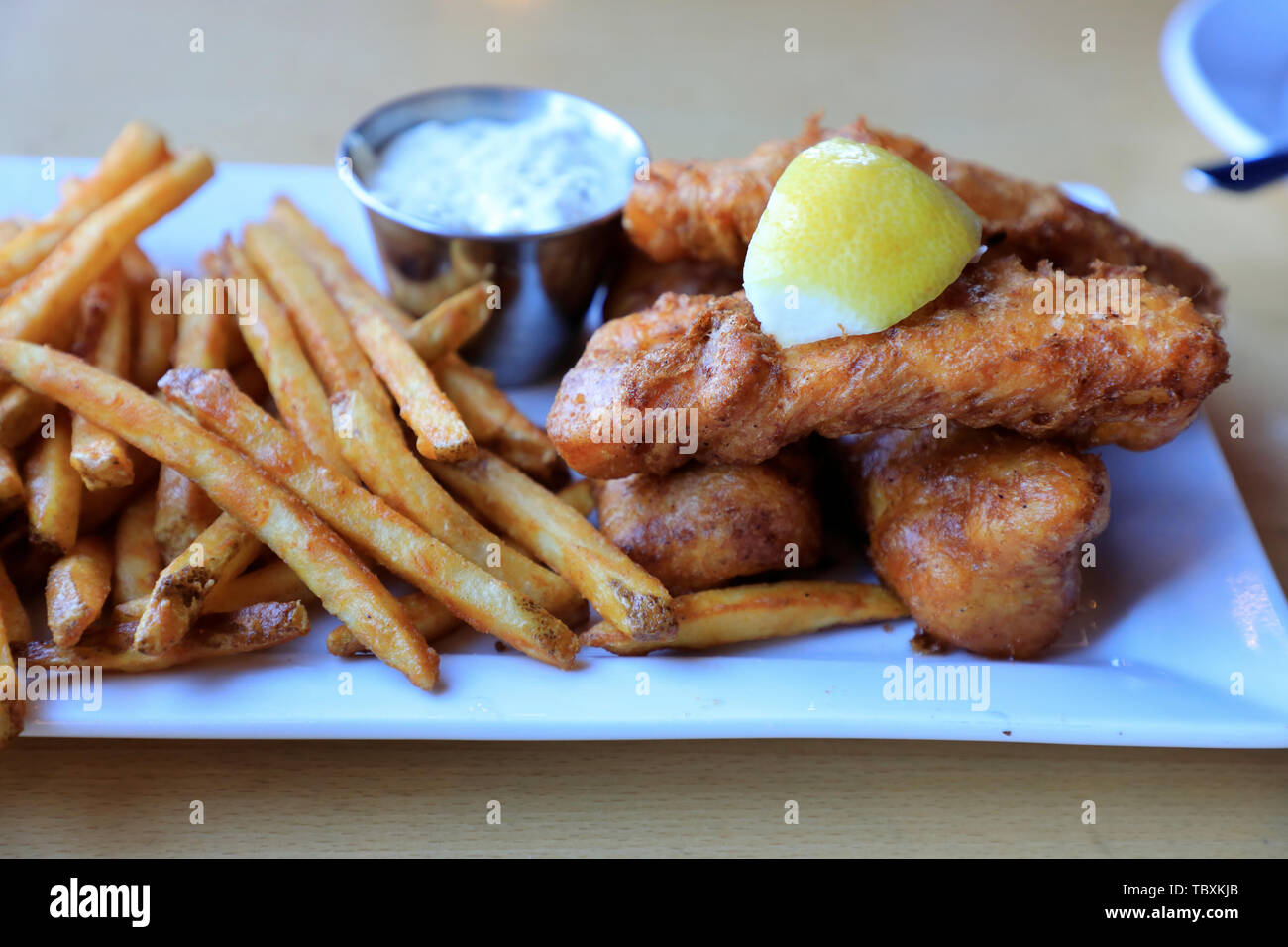 Un style Minnesota fish and chips servis dans un restaurant de Duluth. Duluth.Minnesota.USA Banque D'Images