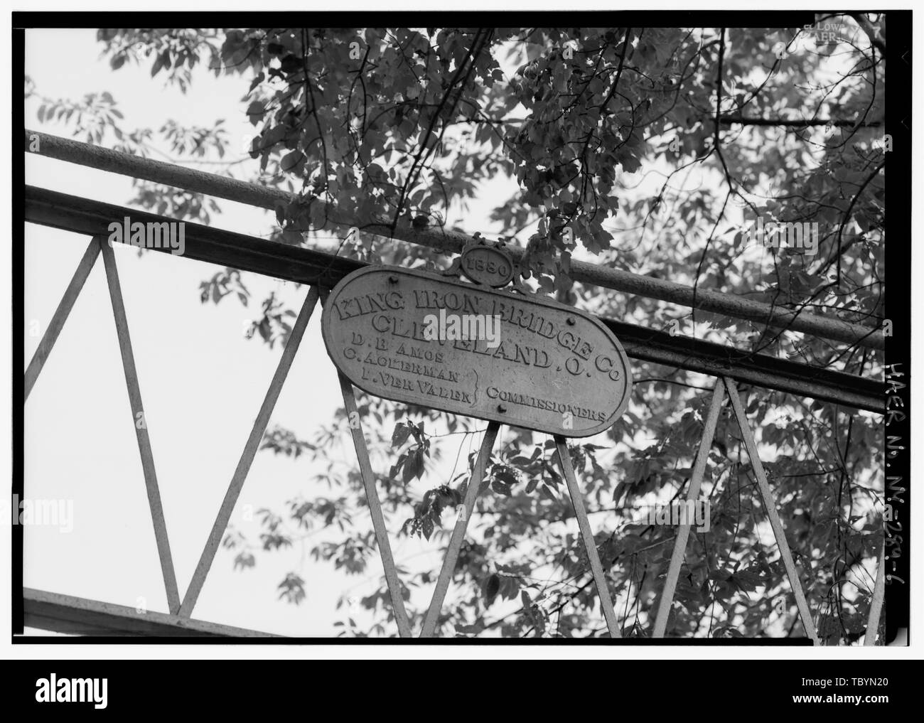 Plaque constructeur. Pont-levis, enjambant le ruisseau Sparkill Sparkill Creek à Bridge Street, Piermont, Rockland County, NY Banque D'Images