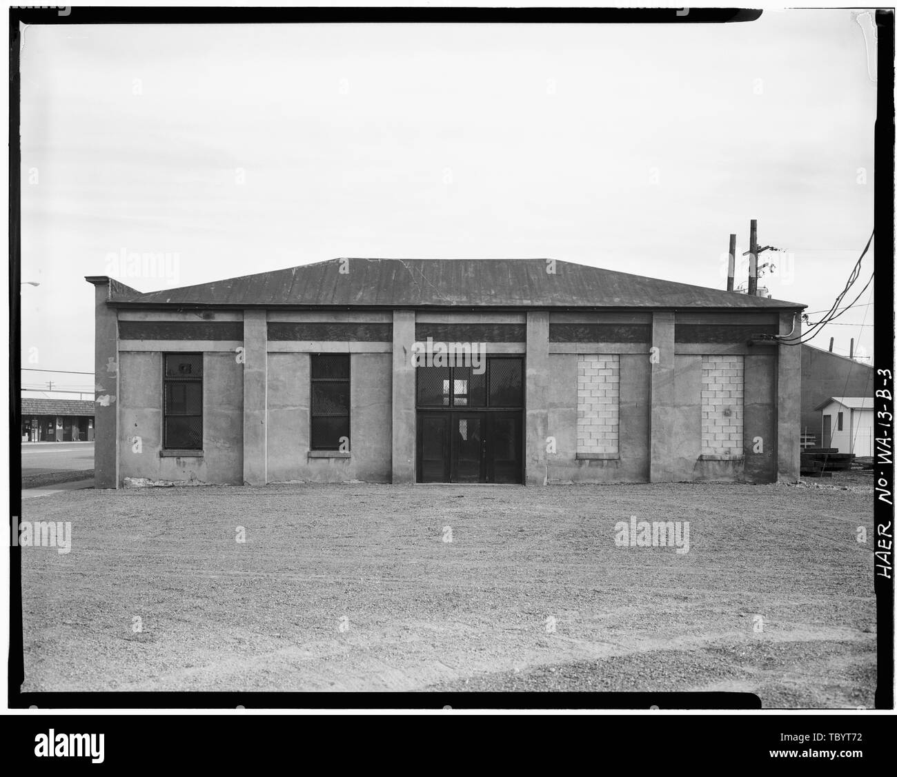 Élévation nord Yakima Valley Transportation Company Interurban Railroad, sous-station d'alimentation principale, Yakima, Yakima County, WA Prise par : Schmidt, Jigger, photographe Banque D'Images