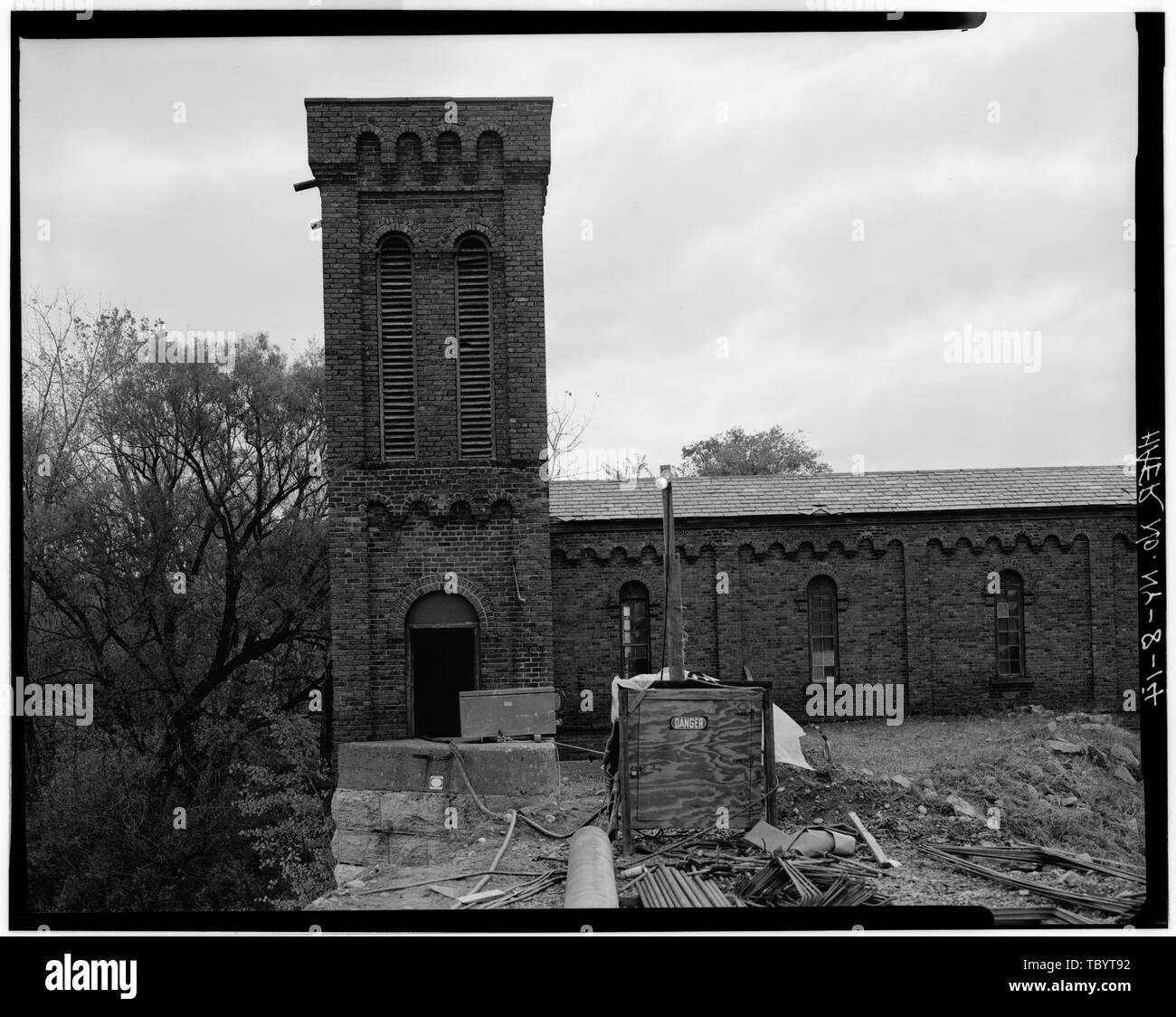 Élévation nord de 'T' Cohoes, Société Gate House n° 1, sur la rivière Mohawk, l'extrémité nord du Canal, rive est contiguë à Cohoes, comté d'Albany, NY Banque D'Images