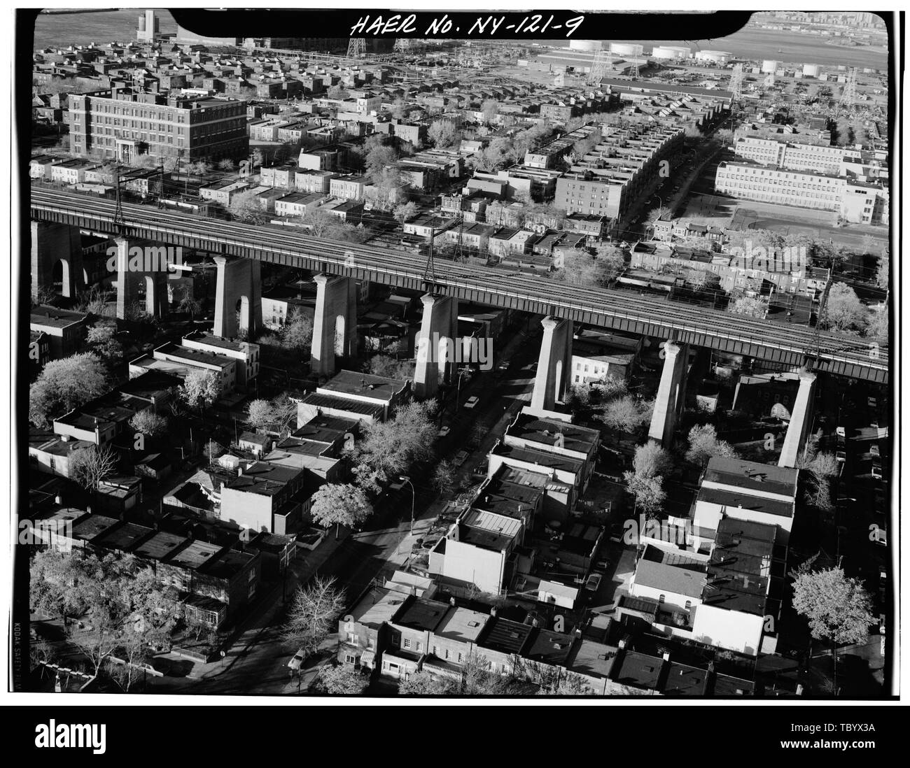 New York Connexion RR passage viaduc, 25e Rue. Les reines, Queens Co., New York. Sec. 4207, MP 6.71. Corridor ferroviaire nord-est, Route d'Amtrak entre New-York et de nouvelles lignes YorkConnecticut State, New York, New York County, NY Banque D'Images