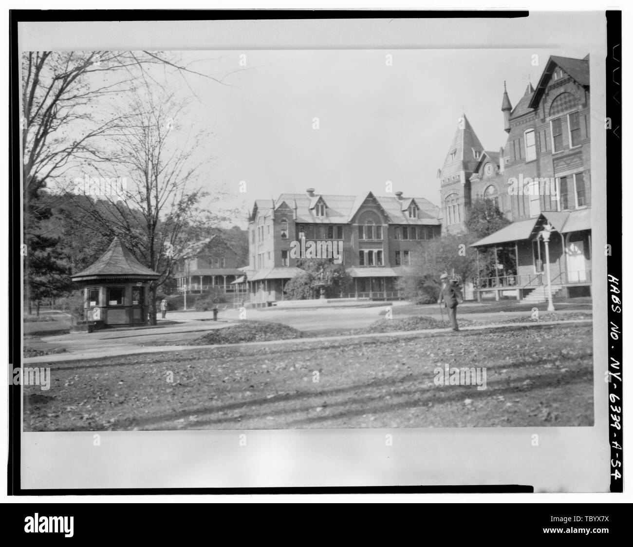 L'État de New York, soldats et marins Accueil, Bâtiment n° 29, ministère des Affaires des anciens combattants au Centre Médical, 76 Avenue des anciens combattants, baignoire, Steuben County, NY Banque D'Images