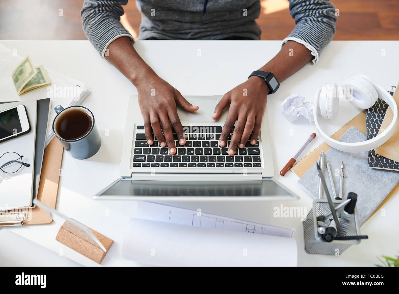 Ordinateur portable par étudiant Banque D'Images