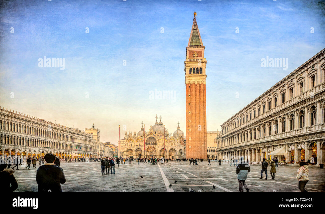 Piazza San Marco, Venise, Italie. Panorama haute résolution. Banque D'Images