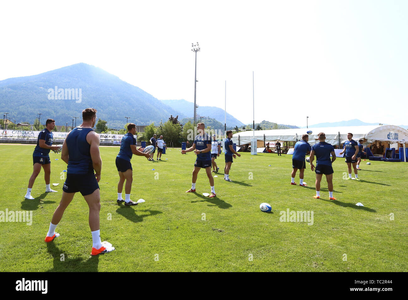 4 juin 2019, Pergine Valsugana, Costa di Vigalzano, Coupe du Monde de Rugby 2019 Préparation de l'équipe italienne et de formation 4e juin ; l'équipe de Rugby Italienne working out Banque D'Images