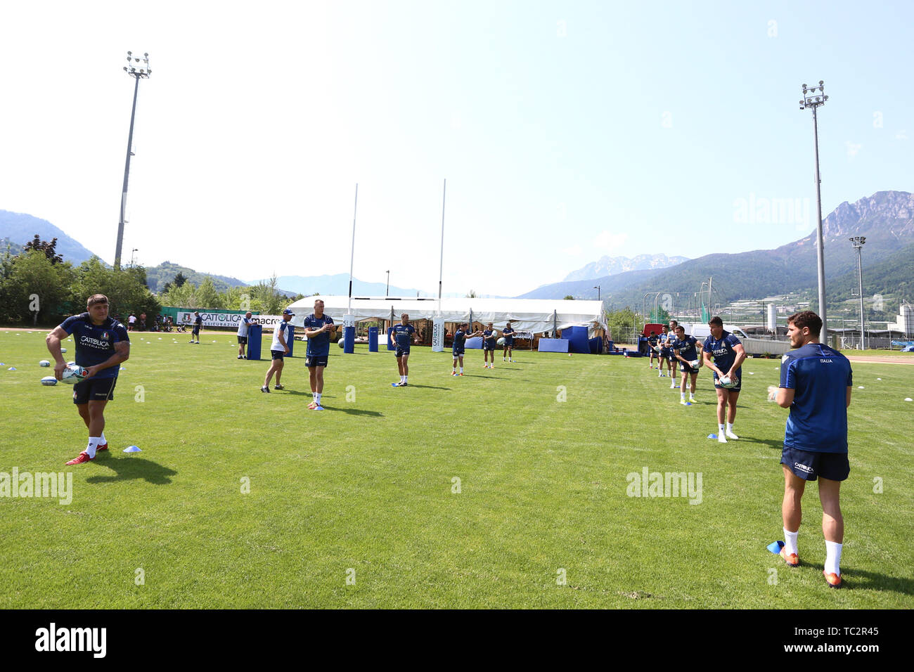 4 juin 2019, Pergine Valsugana, Costa di Vigalzano, Coupe du Monde de Rugby 2019 Préparation de l'équipe italienne et de formation 4e juin ; l'équipe de Rugby Italienne working out Banque D'Images