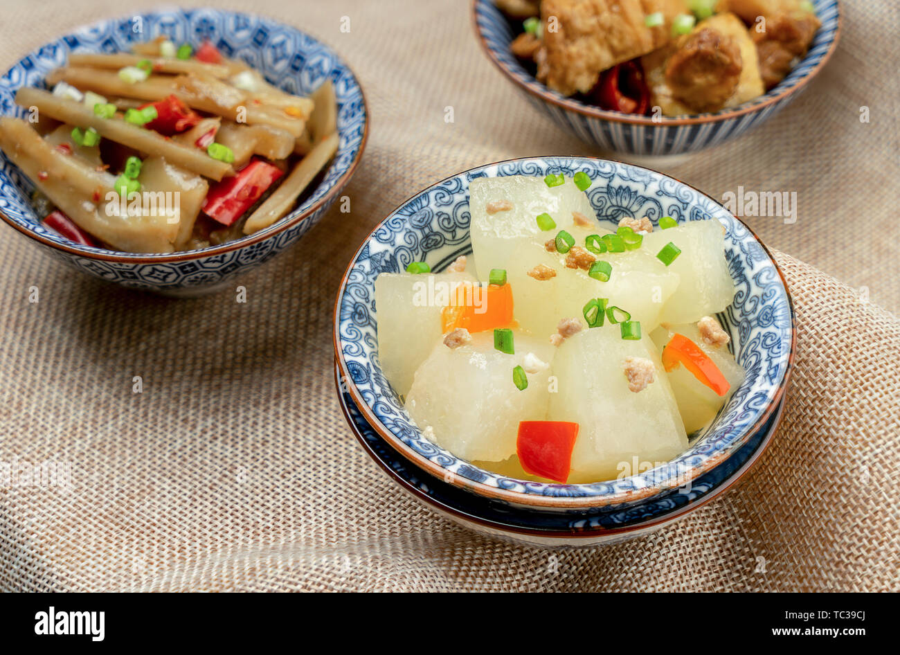 Chinese food, home-viande cuite, melon d'hiver. Banque D'Images