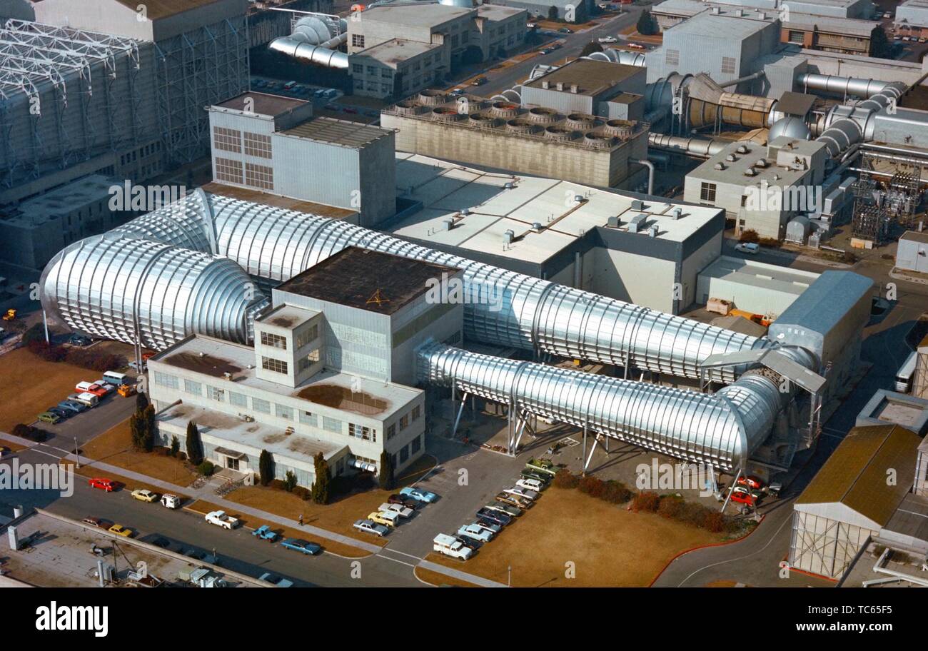 Vue aérienne du 14 Pieds de Tunnel transsonique à John H. Glenn Research Center, Lewis Field, Cleveland, Ohio, 1995. Droit avec la permission de la National Aeronautics and Space Administration (NASA). () Banque D'Images