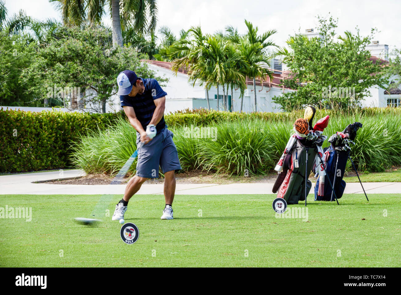 Miami Beach Florida, Normandy Shores public Golf Club, bataille à la Shores NCAA Division II Tournament, varsity, étudiant étudiants éducation élève Banque D'Images