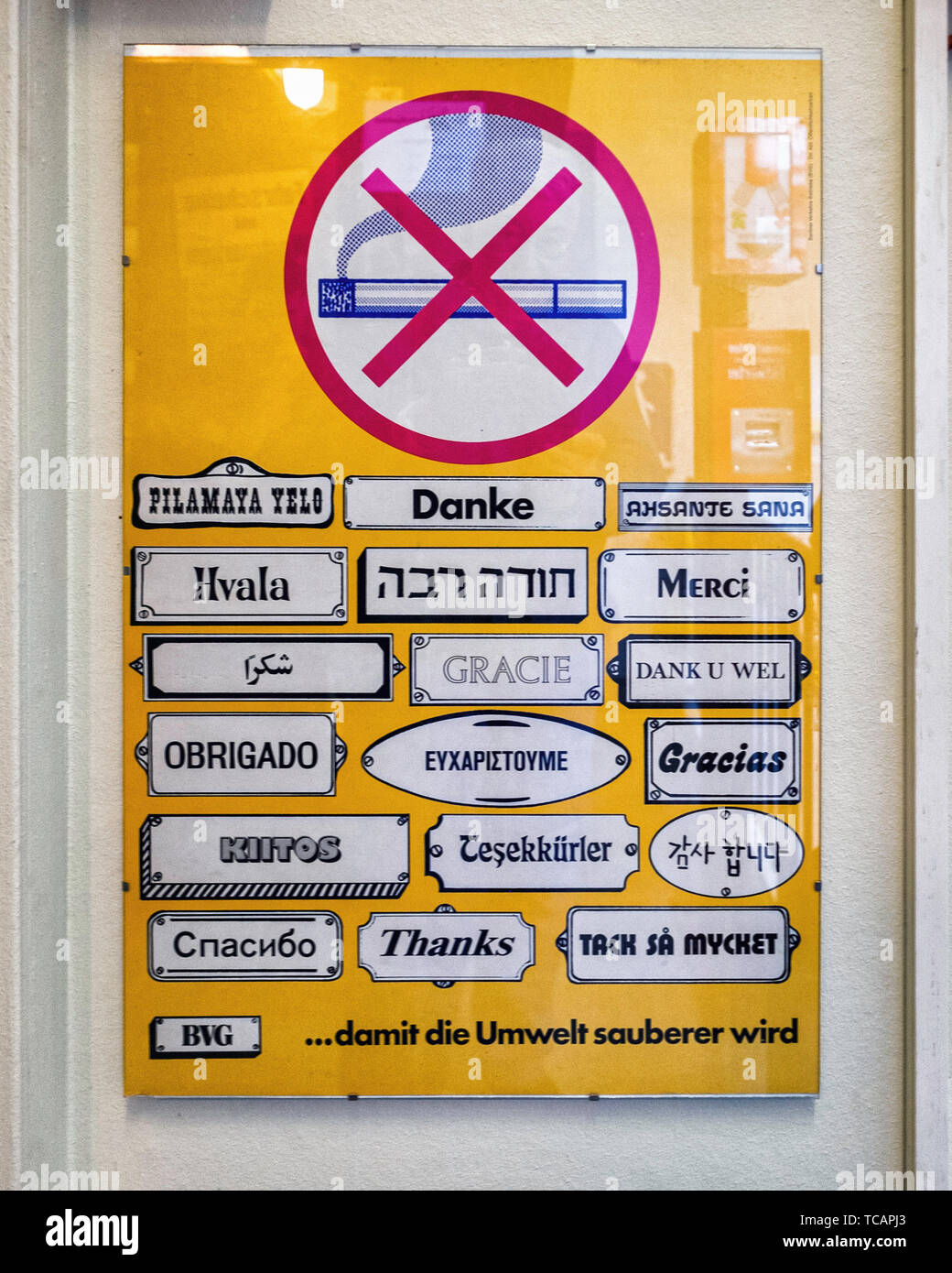 U-Bahn Museum Berlin. Musée des transports à l'un de l'ancienne salle de contrôle historique à l'Olympia Stadium métro.pas de fumer Banque D'Images