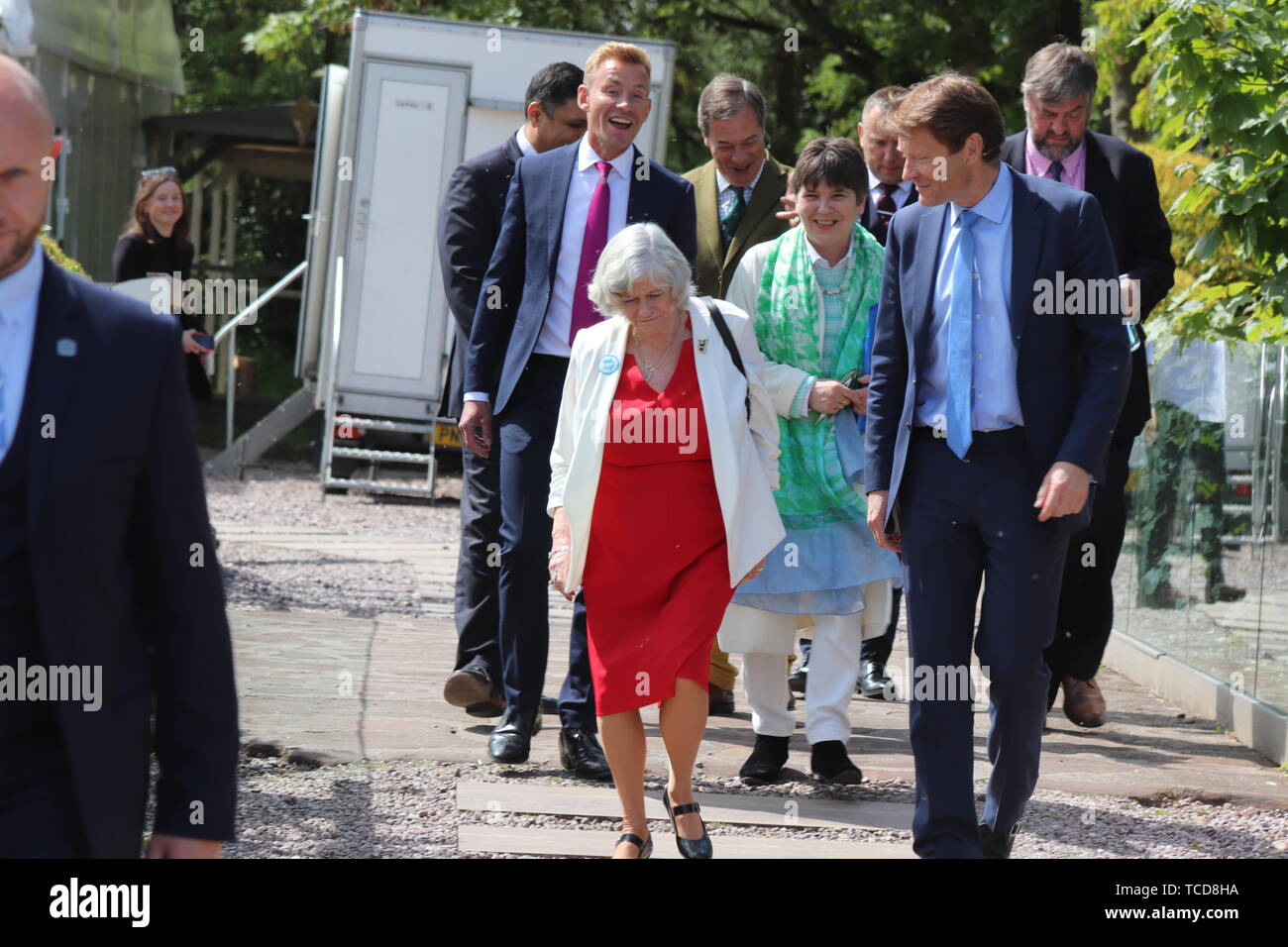 Brexit Nigel Farage, chef du parti à un Brexit Ann Widdecombe rallye parti aujourd'hui à Chester avec Ann Widdecombe : où : Chester, Royaume-Uni Quand : 06 mai 2019 Source : WENN.com Banque D'Images