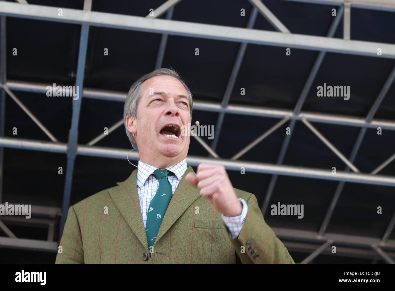 Brexit Nigel Farage, chef du parti à un Brexit Ann Widdecombe rallye parti aujourd'hui à Chester avec Nigel Farage : où : Chester, Royaume-Uni Quand : 06 mai 2019 Source : WENN.com Banque D'Images