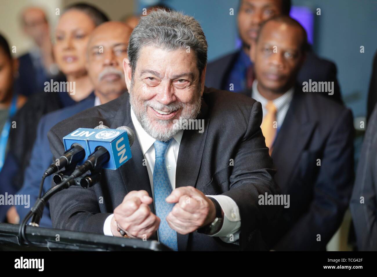 Organisation des Nations Unies. 07Th Juin, 2019. Ralph E. Gonsalves, Premier Ministre de Saint Vincent et les Grenadines, adresses presse à l'issue de l'élection de son pays au Conseil de sécurité aujourd'hui au siège des Nations Unies à New York. Photo : Luiz Rampelotto/EuropaNewswire Crédit photo obligatoire. | conditions dans le monde entier : dpa Crédit photo alliance/Alamy Live News Banque D'Images