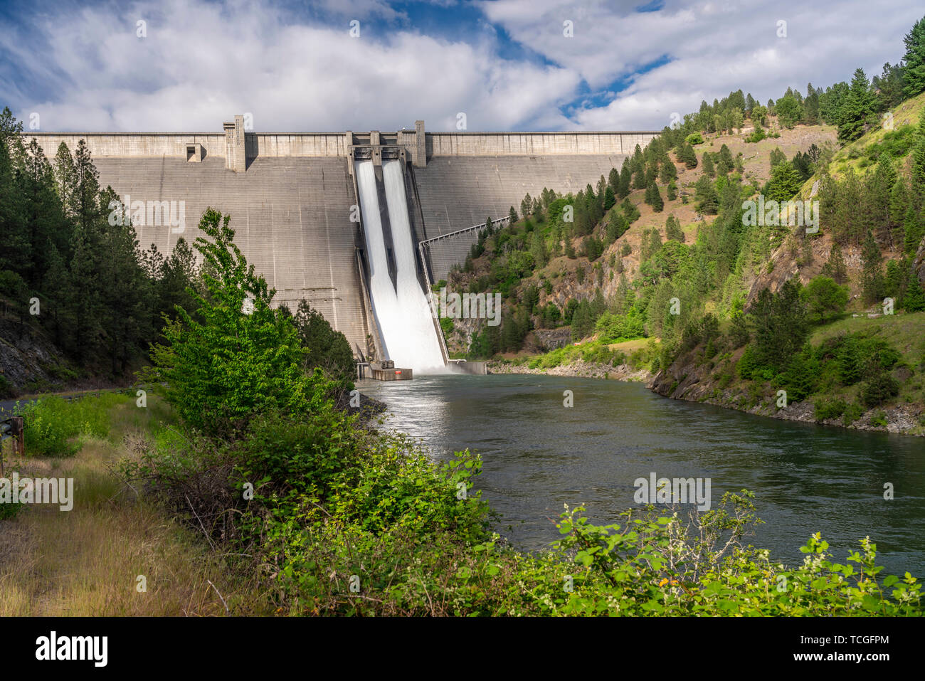 Le barrage Dworshak sur la rivière Clearwater près de Orofino, Idaho, USA, Amérique latine. Banque D'Images