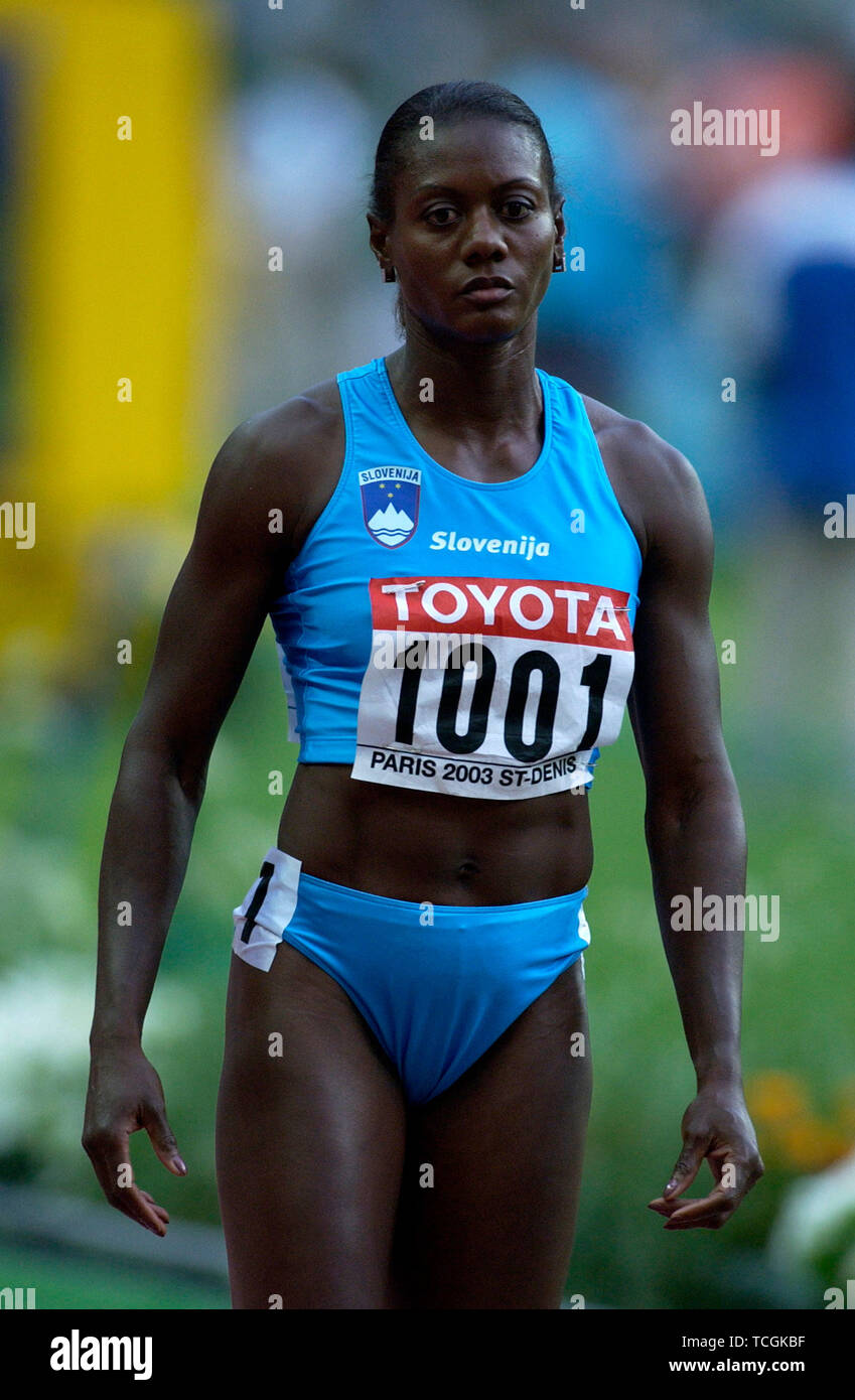 Stade de France Saint Denis près de Paris 26.8.2003, IX World --- Merlene Ottey (SLO), 200m Banque D'Images