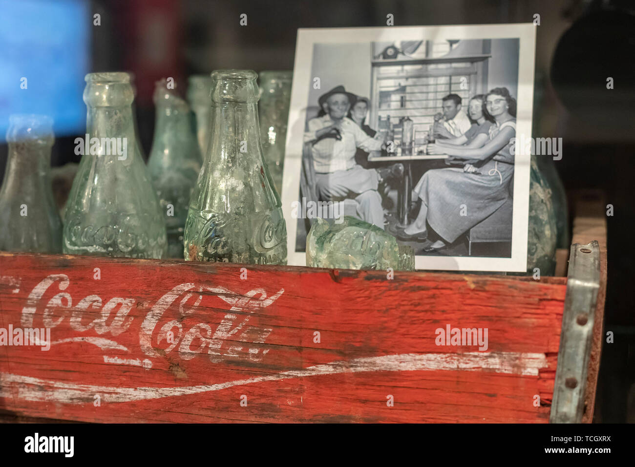 Carville, Louisiana - Vieux bouteilles de Coca-Cola s'affichent à l'échelle nationale la maladie de Hansen Museum. Une fois qu'un établissement où les personnes atteintes de la maladie de Hansen Banque D'Images