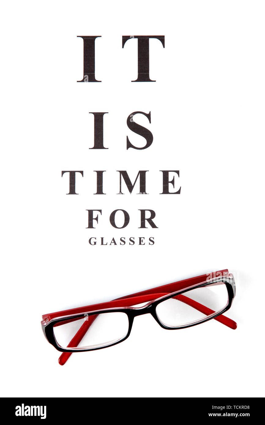 La vue graphique de test avec des lunettes close-up Banque D'Images