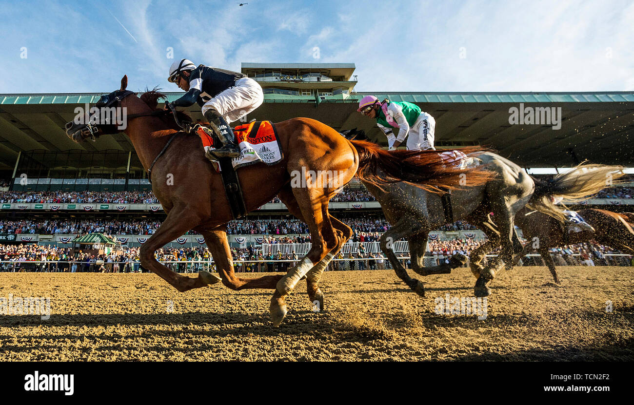 Elmont, New York, USA. 8 juin, 2019. 08 juin : Sir Winston avec Joel Rosario gagne la Belmont Stakes à Belmont Park à Elmont, New York le 08 juin 2019. Evers/Eclipse Sportswire/CSM/Alamy Live News Banque D'Images