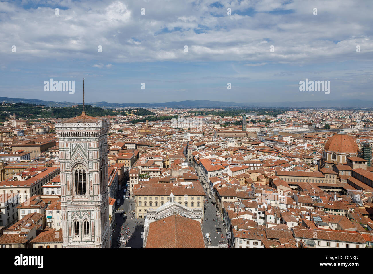 Vue Aérienne Vue panoramique de la ville de Florence et Giotto's Campanile campanile qui fait partie du complexe de la cathédrale de Florence (Cattedrale di Santa Maria de Banque D'Images