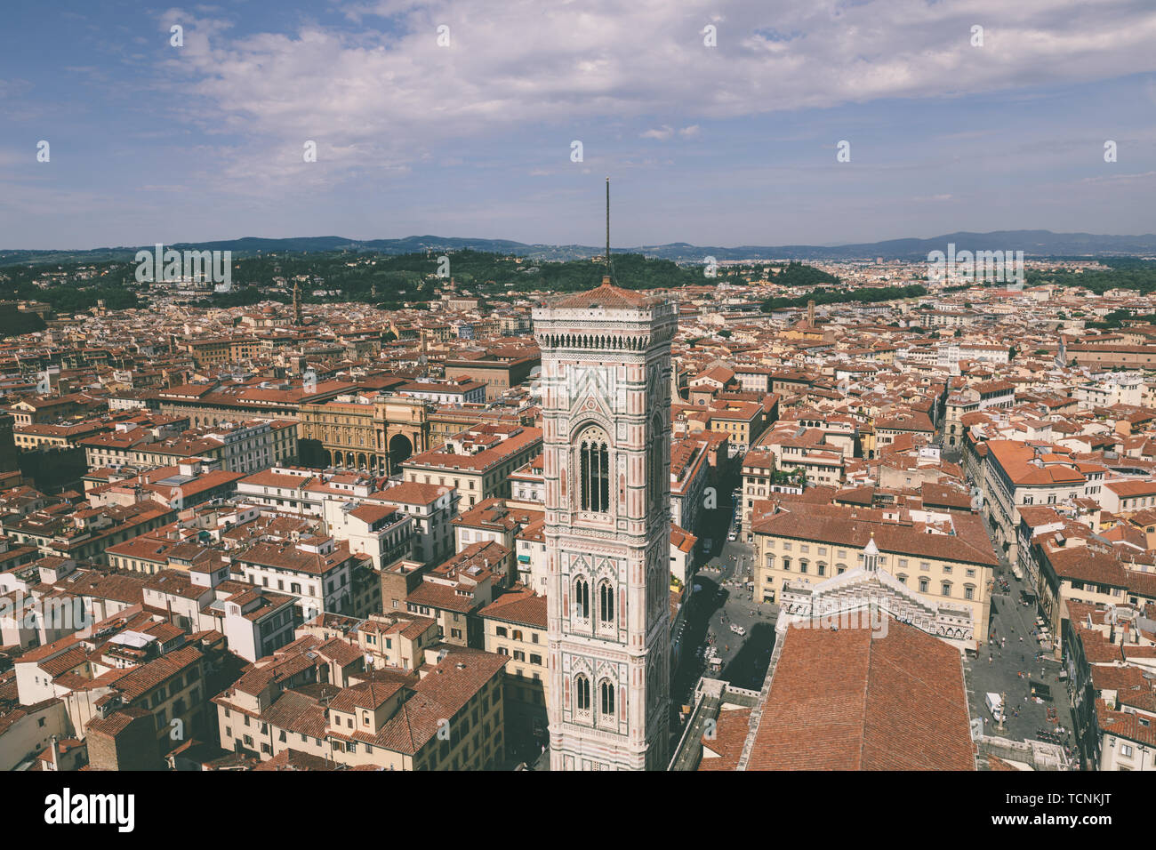 Vue Aérienne Vue panoramique de la ville de Florence et Giotto's Campanile campanile qui fait partie du complexe de la cathédrale de Florence (Cattedrale di Santa Maria de Banque D'Images