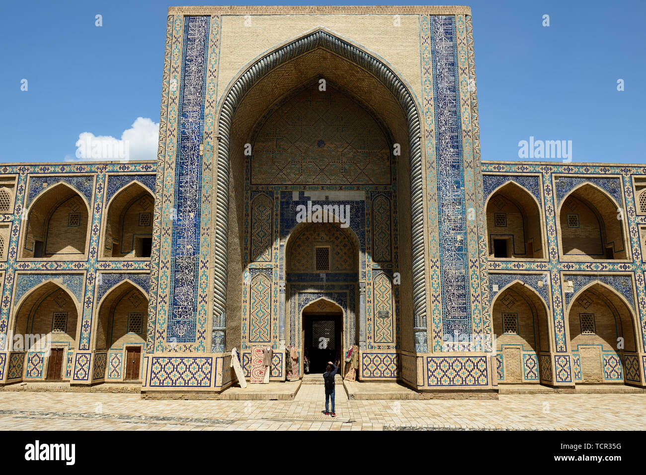 L'Est de la photo de la medrese Ulugbeka à Boukhara, Ouzbékistan. Banque D'Images