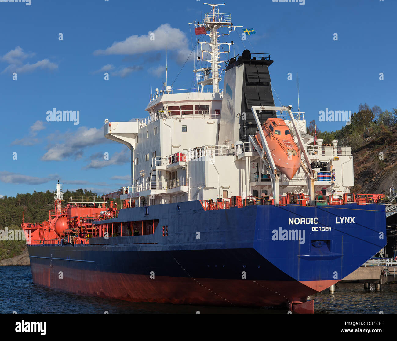 Lynx nordique de pétroliers à partir de Bergen à Nacka Strand, Stockholm, Suède Banque D'Images