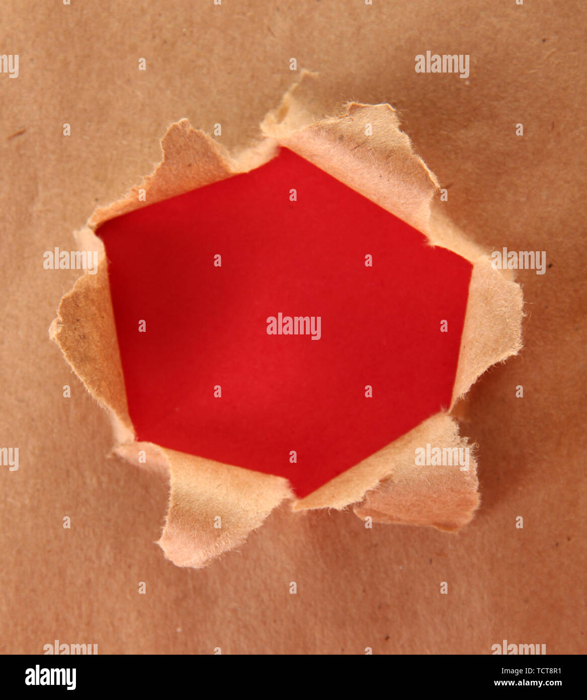 Fond papier kraft déchiré Banque D'Images